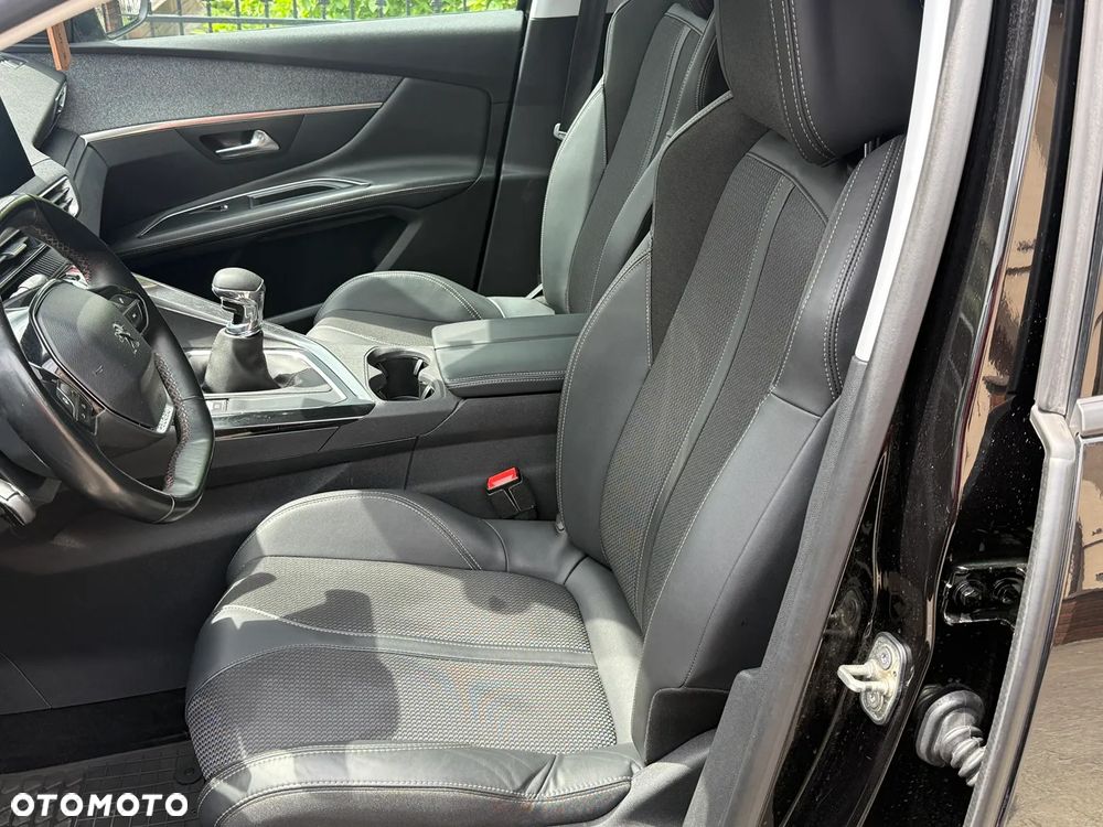 Peugeot 3008 PureTech 130 Stop & Start GPF Allure - 5