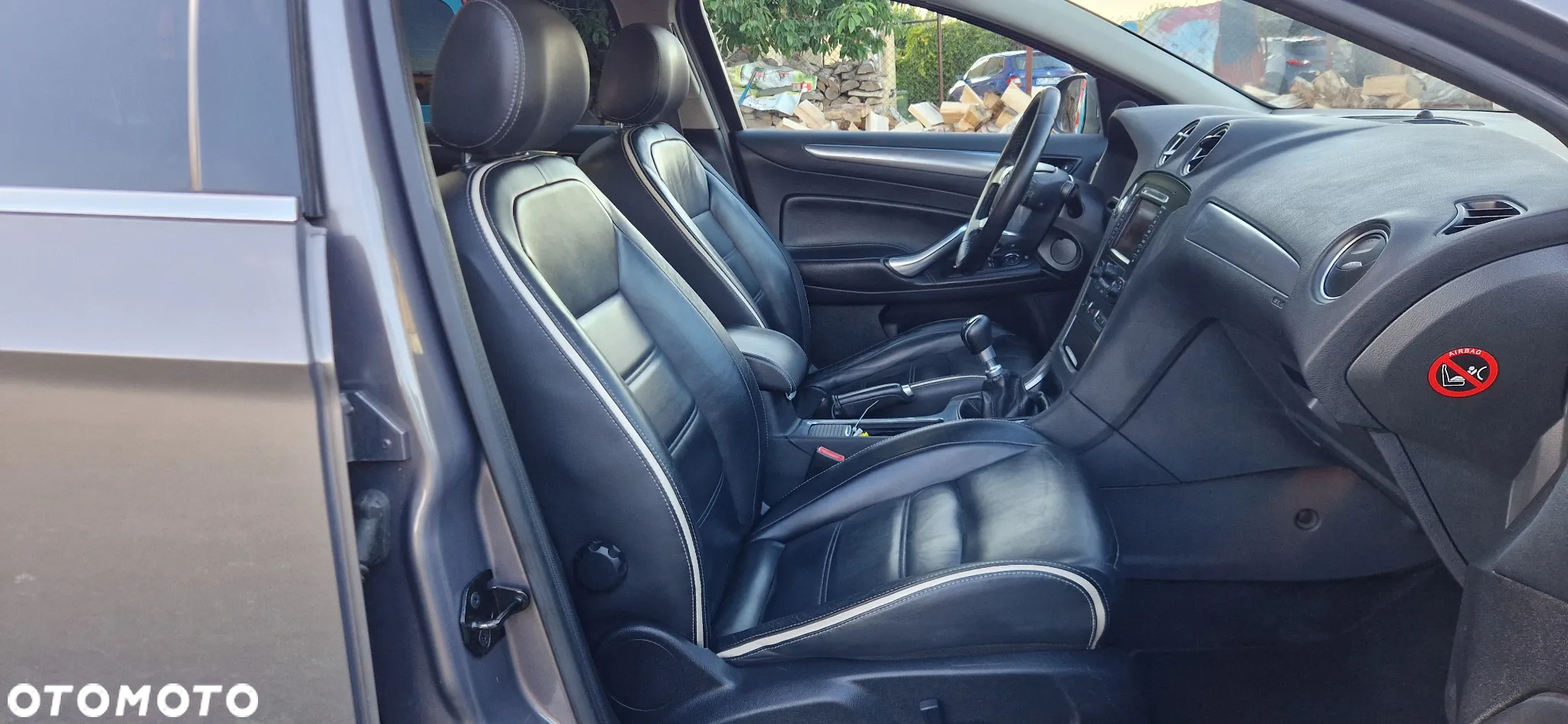 Ford Mondeo 2.0 TDCi Titanium X - 23