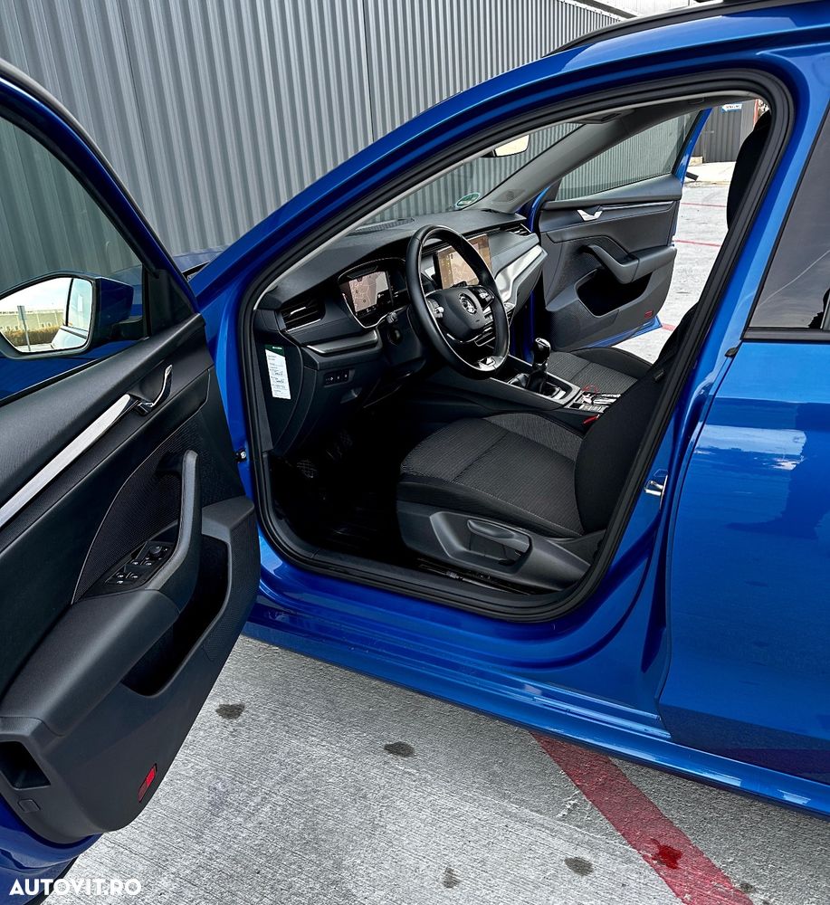 Skoda Octavia Combi 2.0 TDI Ambition - 10