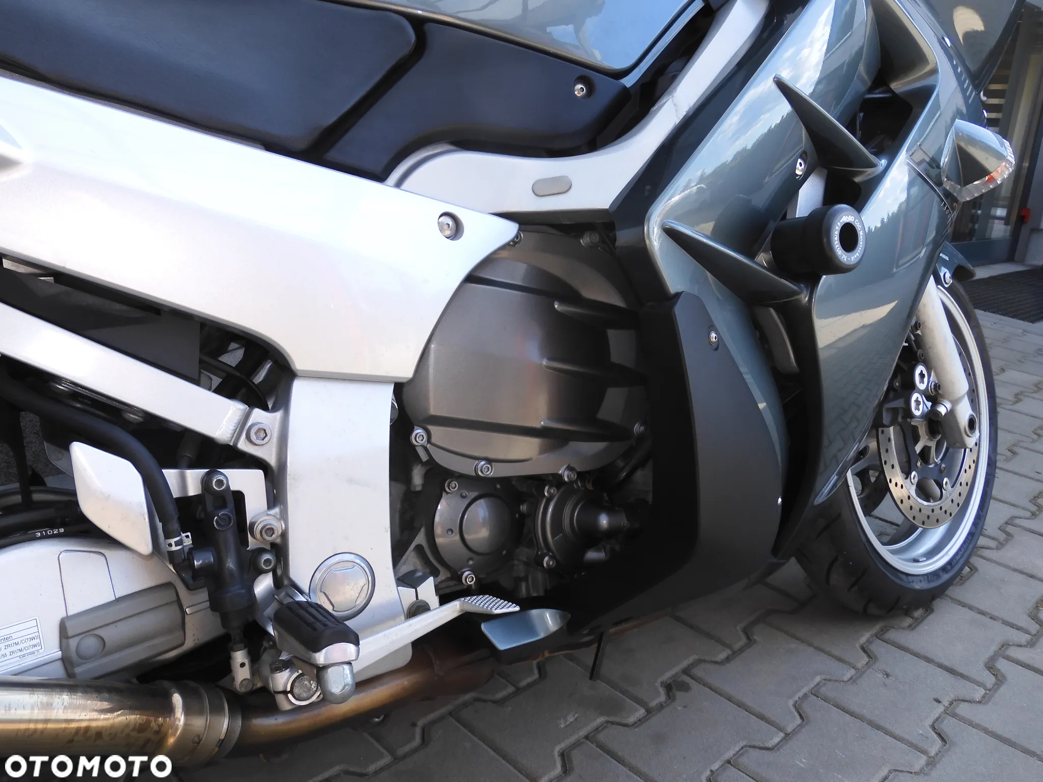 Yamaha FJR - 8