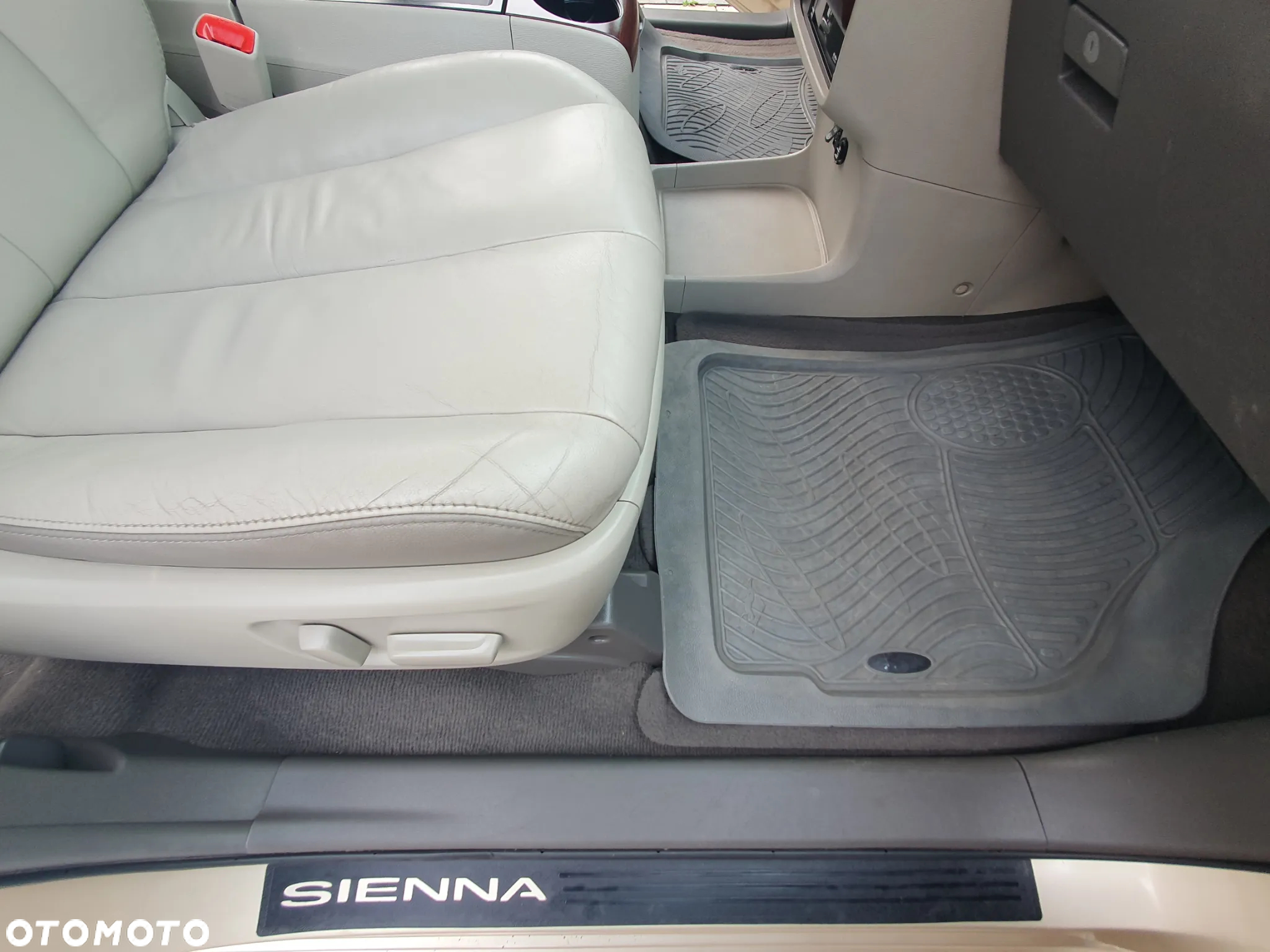Toyota Sienna 3.5 V6 Limited AWD - 34