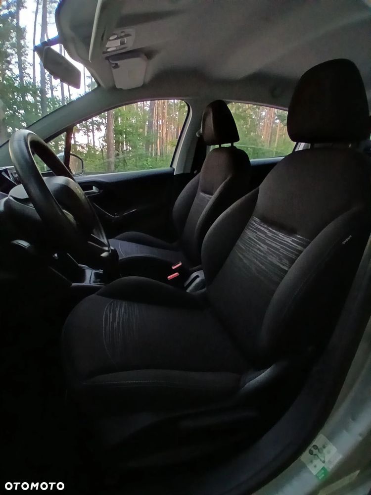 Peugeot 208 1.2 VTi Active Pack - 12