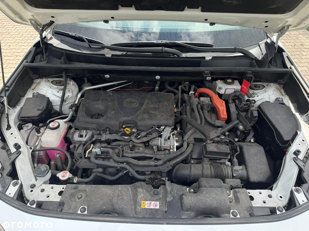 Toyota RAV4 - 10