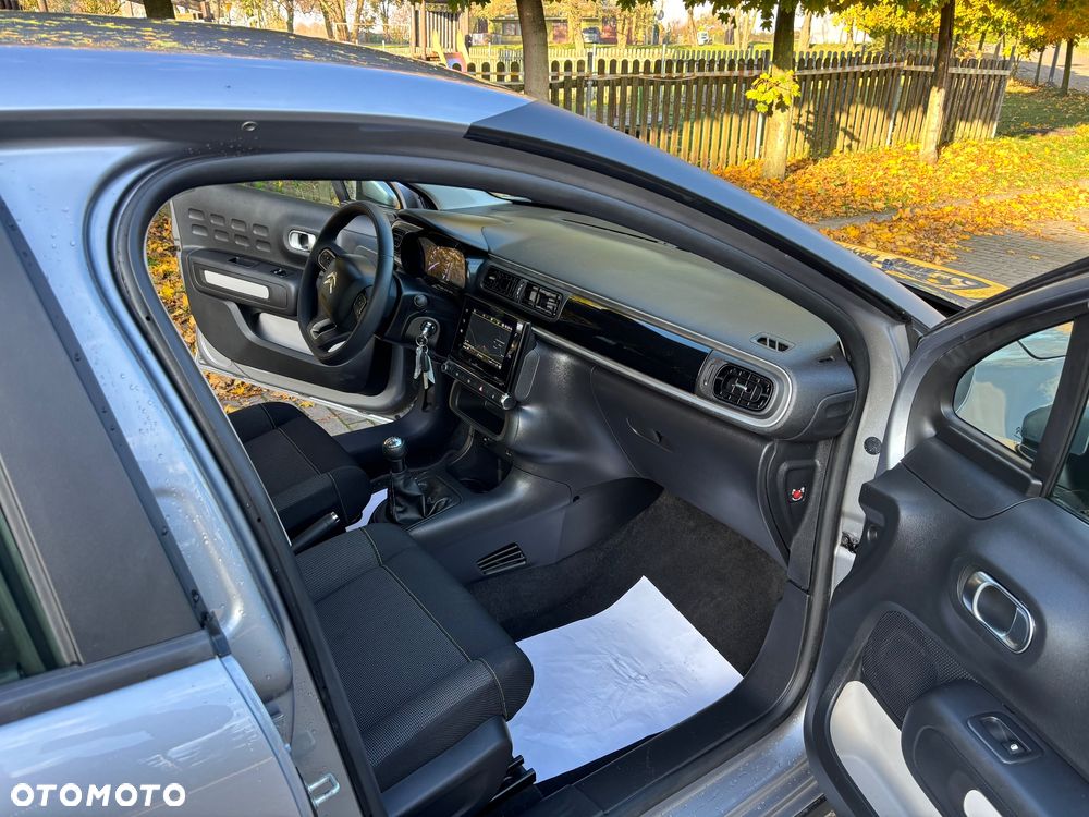 Citroën C3 Pure Tech 82 SHINE - 9