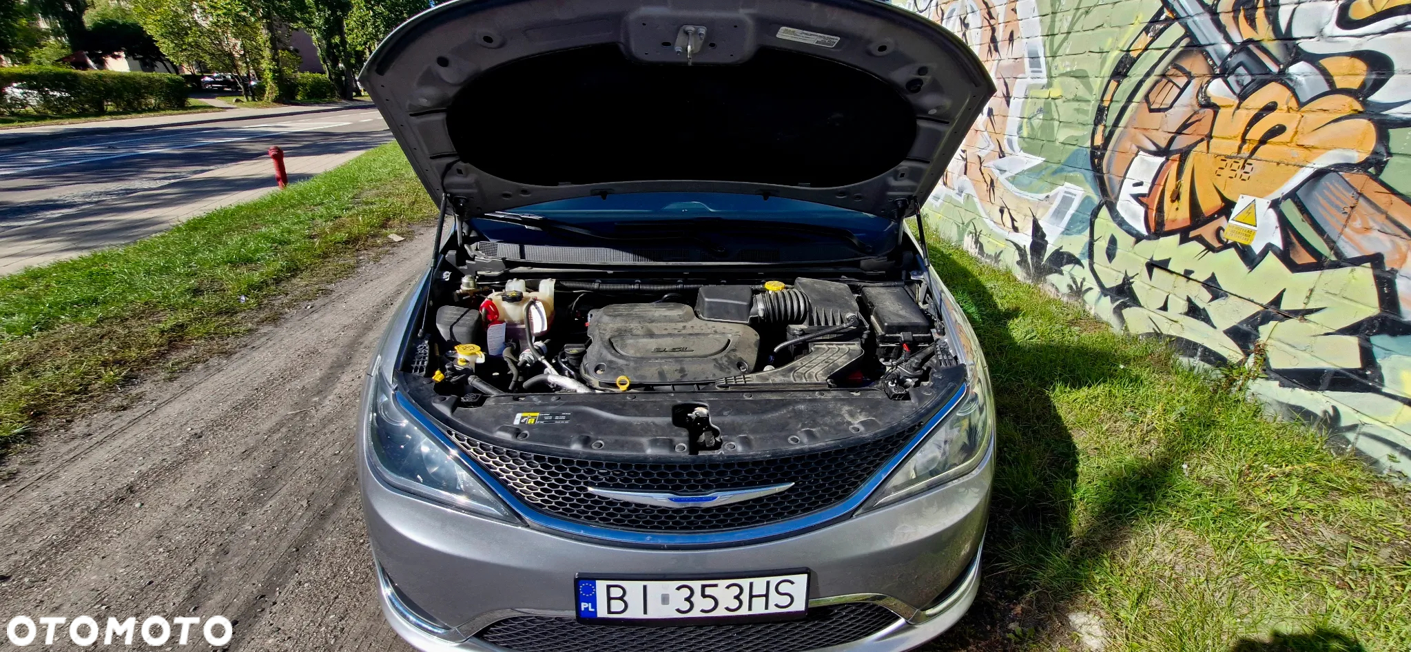 Chrysler Pacifica - 17