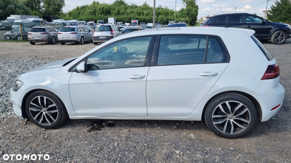 Volkswagen Golf 2.0 TDI (BlueMotion Technology) DSG Comfortline - 2
