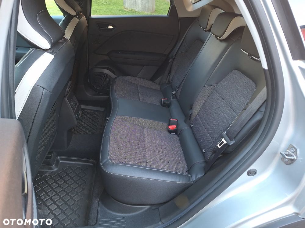 Renault Captur 1.3 TCe mHEV Techno EDC - 9