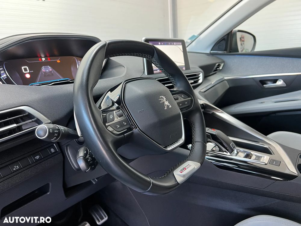 Peugeot 3008 1.2 PureTech 130 EAT8 GT - 30