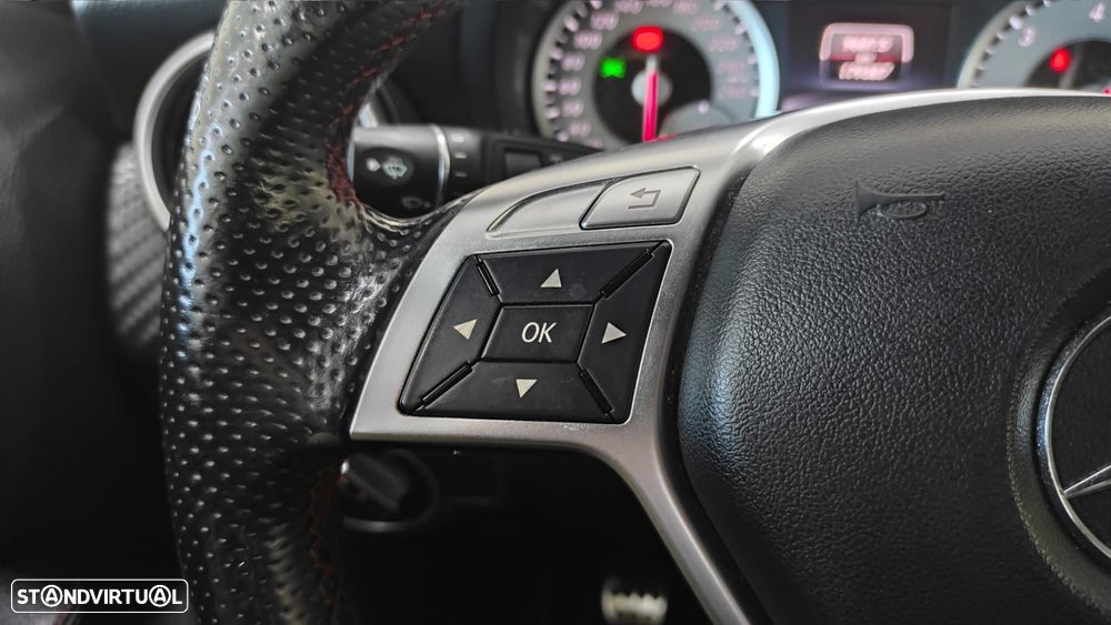 Mercedes-Benz A 200 CDi BE AMG Sport - 36