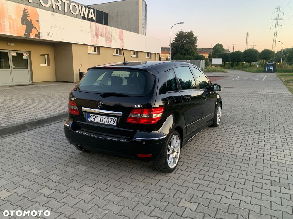 Mercedes-Benz Klasa B 180 CDI - 4