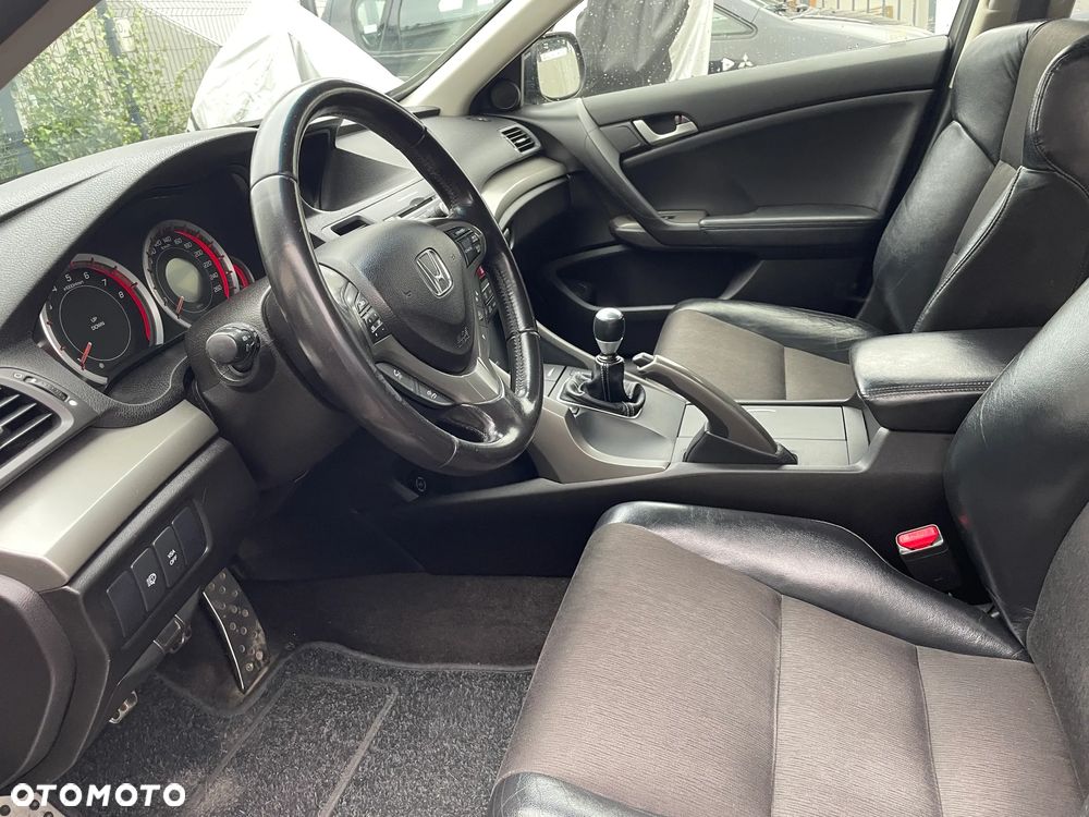 Honda Accord ver-2-4-type--s-navi - 19