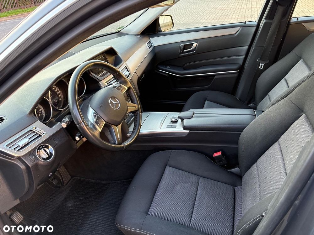 Mercedes-Benz Klasa E 200 BlueTEC 7G-TRONIC Edition - 9