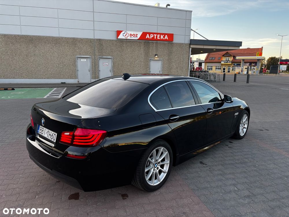BMW Seria 5 525d xDrive Sport-Aut - 8