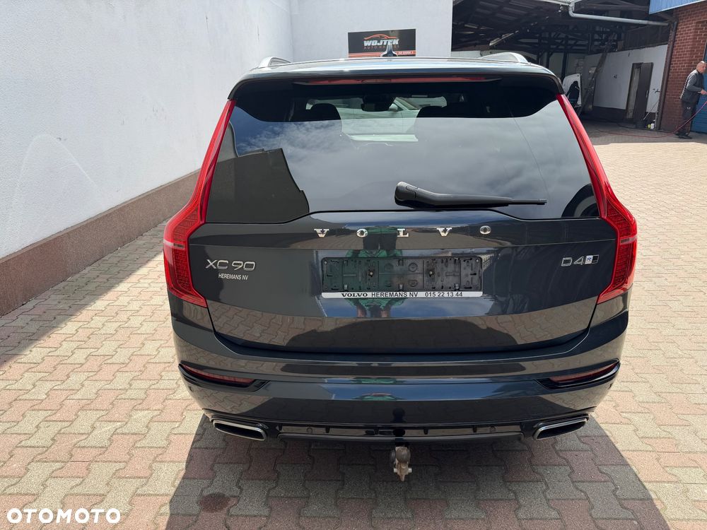 Volvo XC 90 D4 FWD R-Design 7os - 7