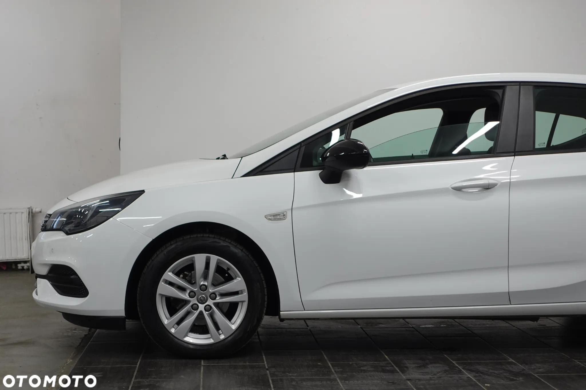 Opel Astra 1.5 D Start/Stop Elegance - 17