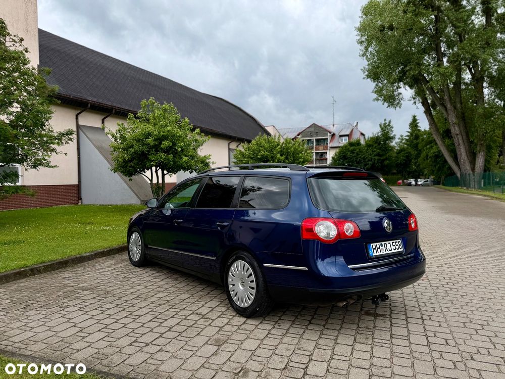 Volkswagen Passat 2.0 TDI Sportline DSG - 4