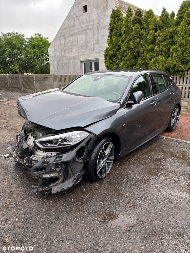BMW Seria 1 - 2