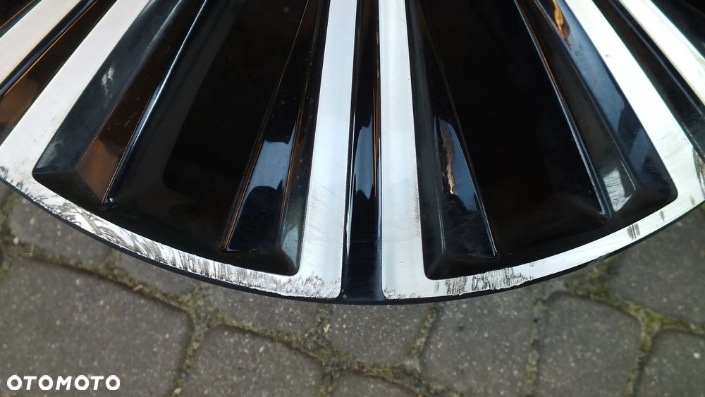 Felga aluminiowa 18 Volvo S90, V60 , XC40 - 5