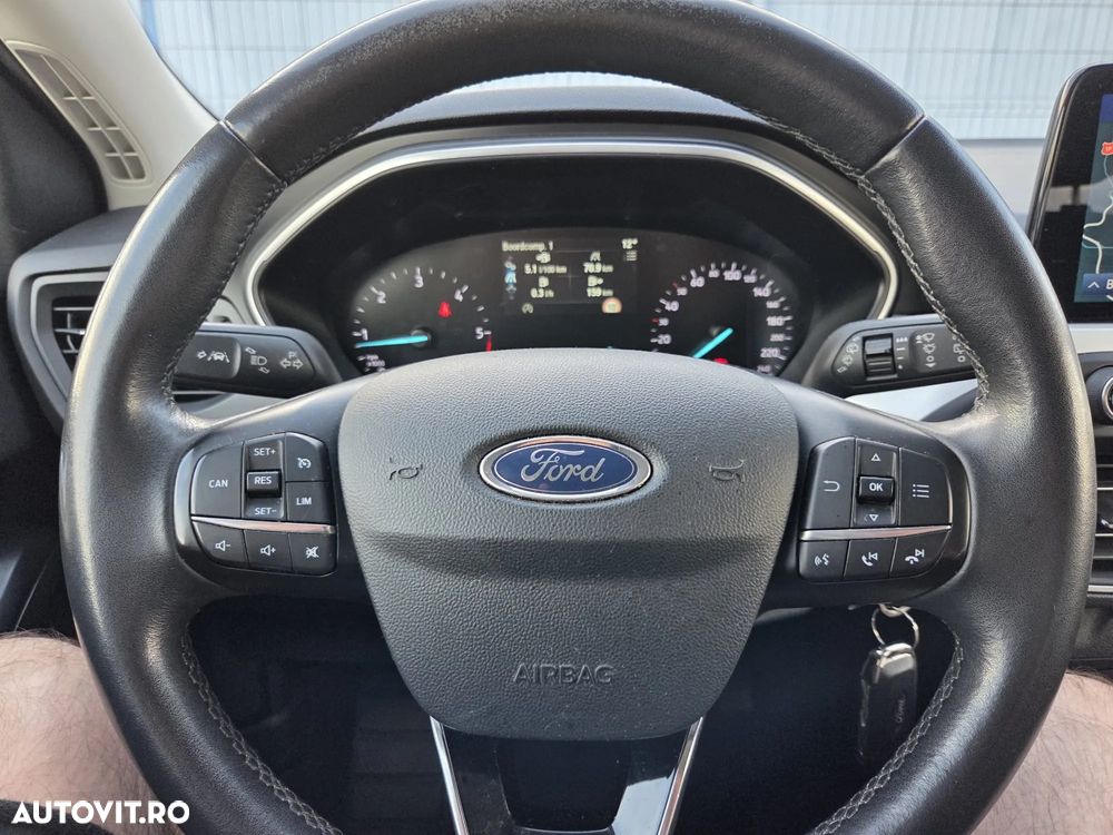 Ford Focus 1.5 EcoBlue Start-Stopp-System COOL&CONNECT - 12