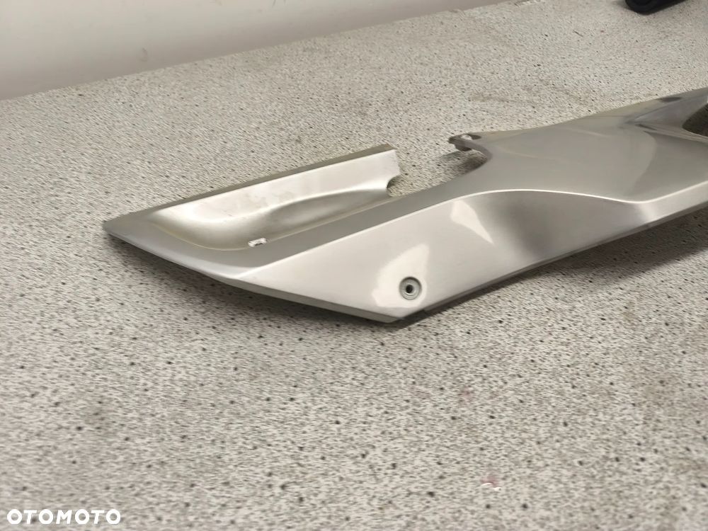 Owiewka, osłona, bok, boczek, pług Honda Silver Wing 400 600 - 11