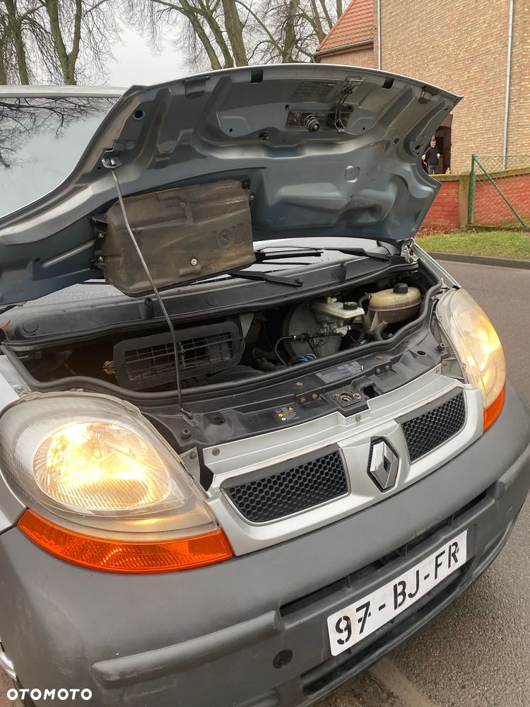 Renault Trafic - 15