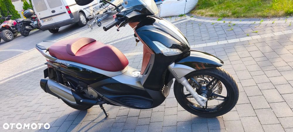 Piaggio Beverly - 6