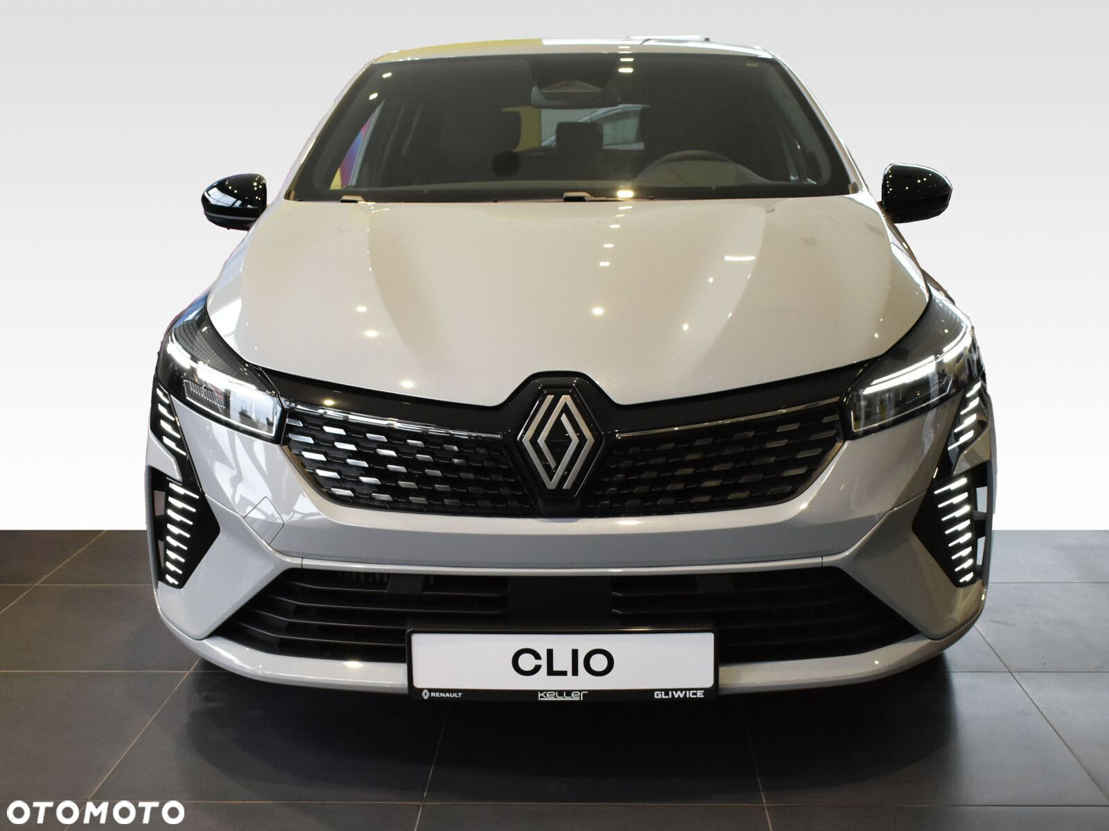 Renault Clio - 9