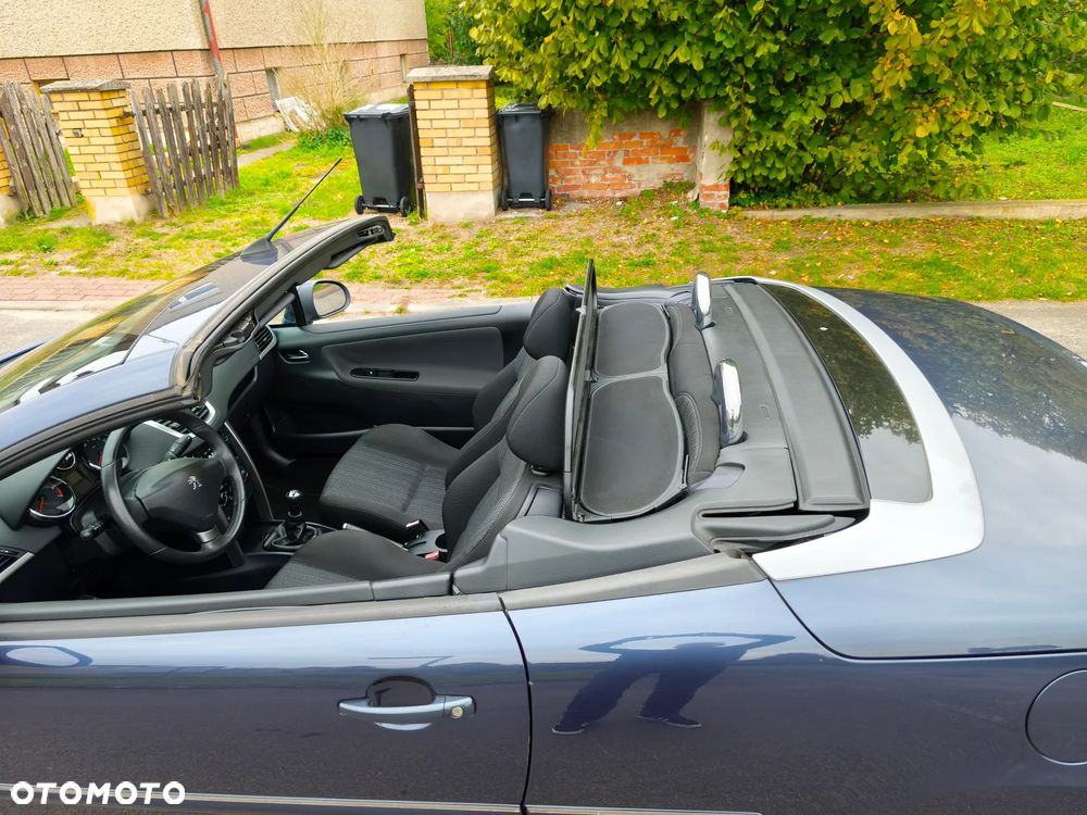 Peugeot 207 - 16
