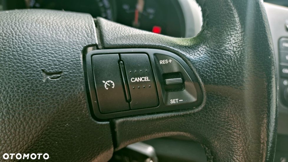 Kia Sportage 2.0 S - 19