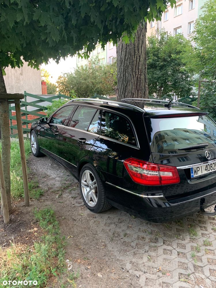 Mercedes-Benz Klasa E 250 BlueTEC 4-Matic Avantgarde - 3