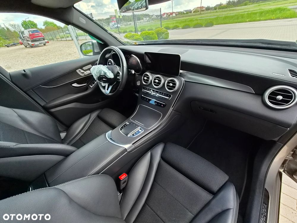 Mercedes-Benz GLC 220 d 4Matic 9G-TRONIC - 12