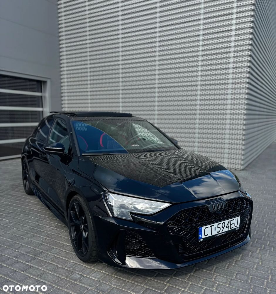 Audi RS3 Sportback - 1