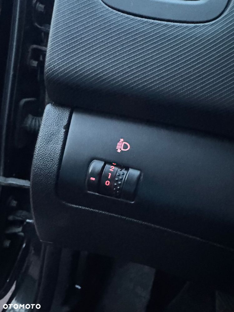 Kia Ceed - 15