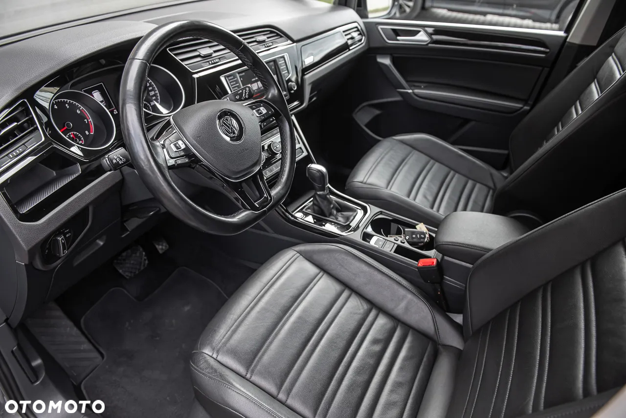 Volkswagen Touran 1.8 TSI BMT Highline DSG - 15