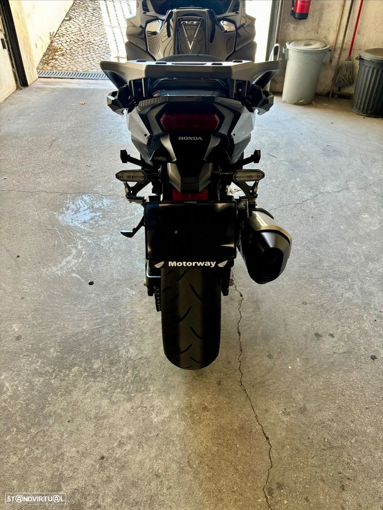 Honda NT - 13