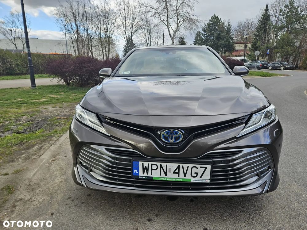 Toyota Camry 2.5 Hybrid Executive CVT - 36