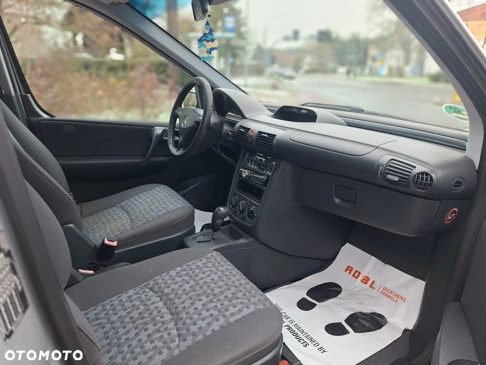 Mercedes-Benz Vaneo - 13