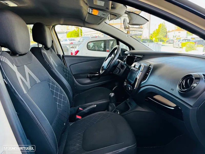 Renault Captur 1.5 dCi Exclusive - 26