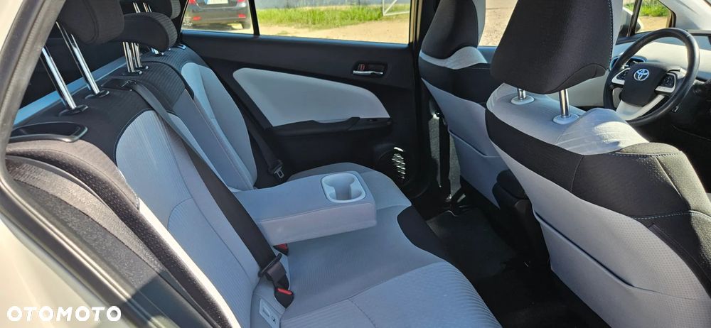 Toyota Prius Hybrid Executive - 21