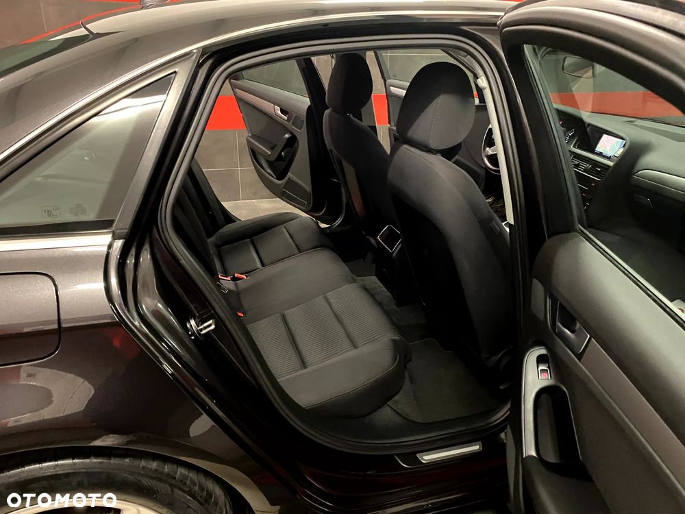 Audi A4 Limousine 1.8 TFSI Attraction - 25