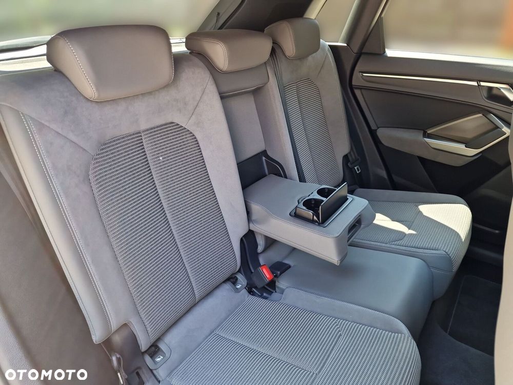 Audi Q3 35 TFSI mHEV S-Line S tronic - 21