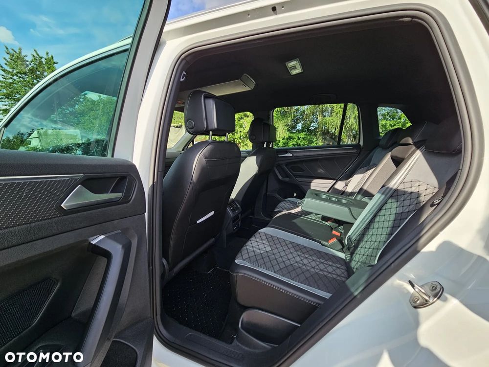 Volkswagen Tiguan 2.0 TDI SCR 4Mot R-Line DSG - 13