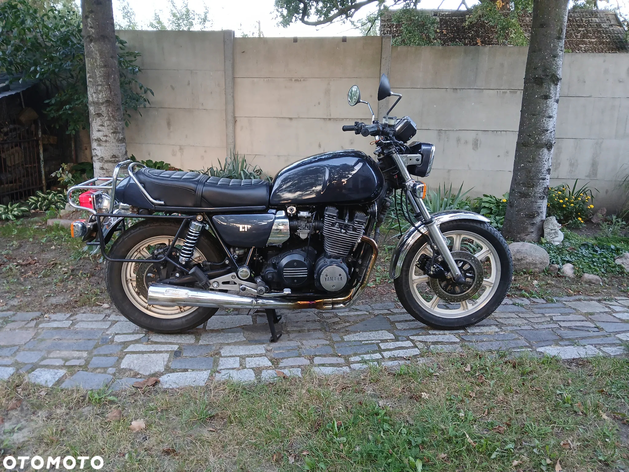 Yamaha XS - 2