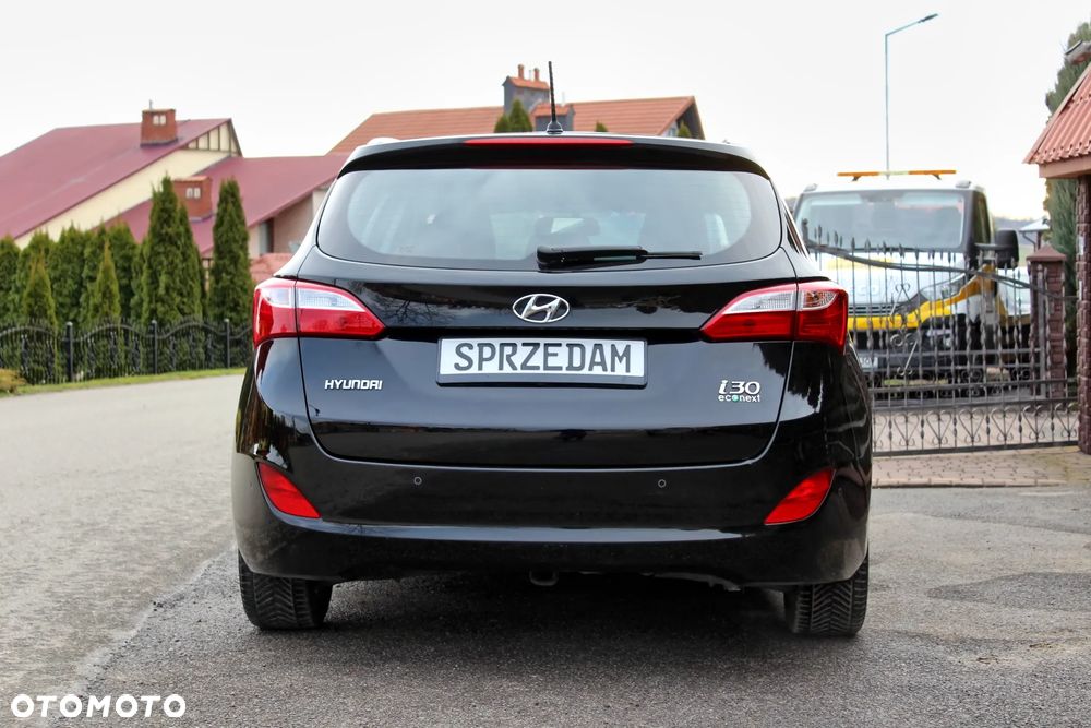 Hyundai i30 1.4 Comfort - 13
