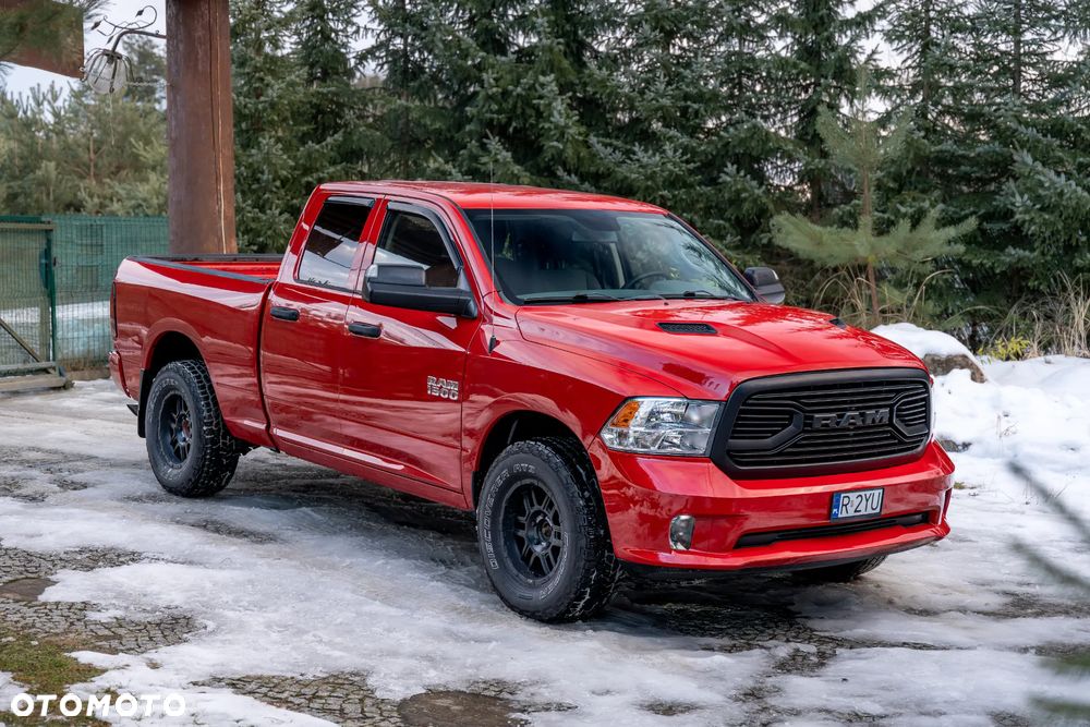 RAM 1500 Quad Cab Sport - 18