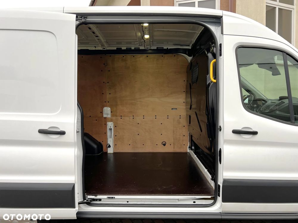 Ford Transit 2,2 L2H2 - 30