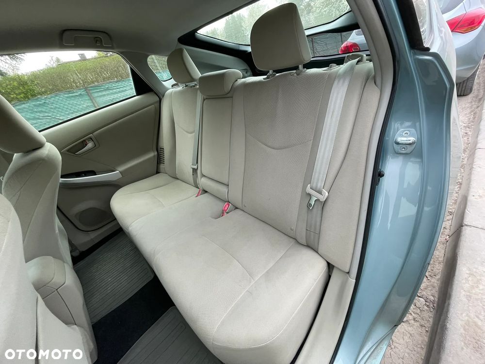 Toyota Prius (Hybrid) Comfort - 7