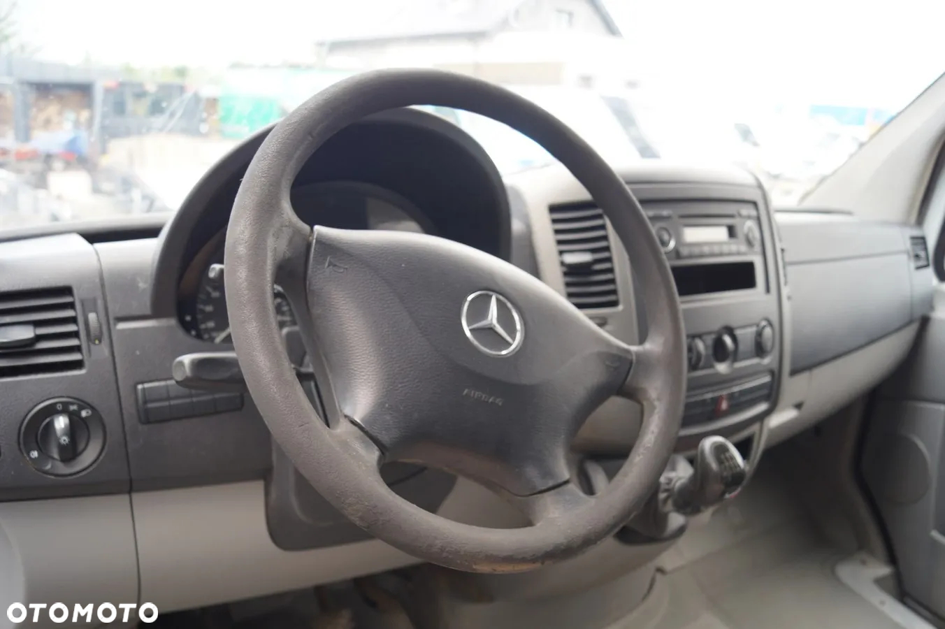Mercedes-Benz Sprinter - 17