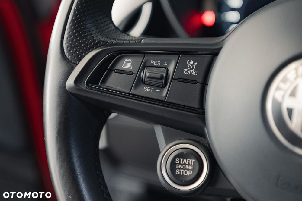 Alfa Romeo Giulia 2.0 Turbo Veloce Q4 - 26