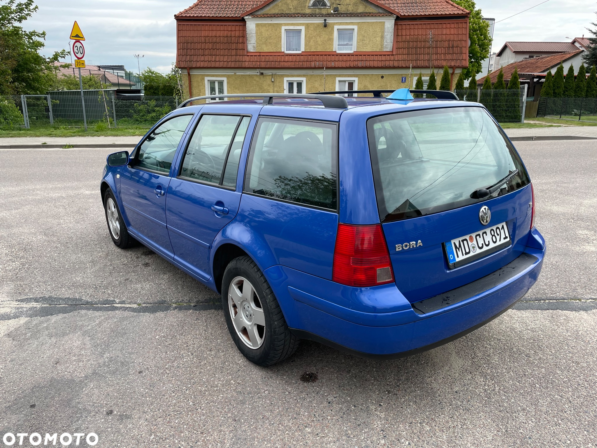 Volkswagen Bora 1.6 - 11